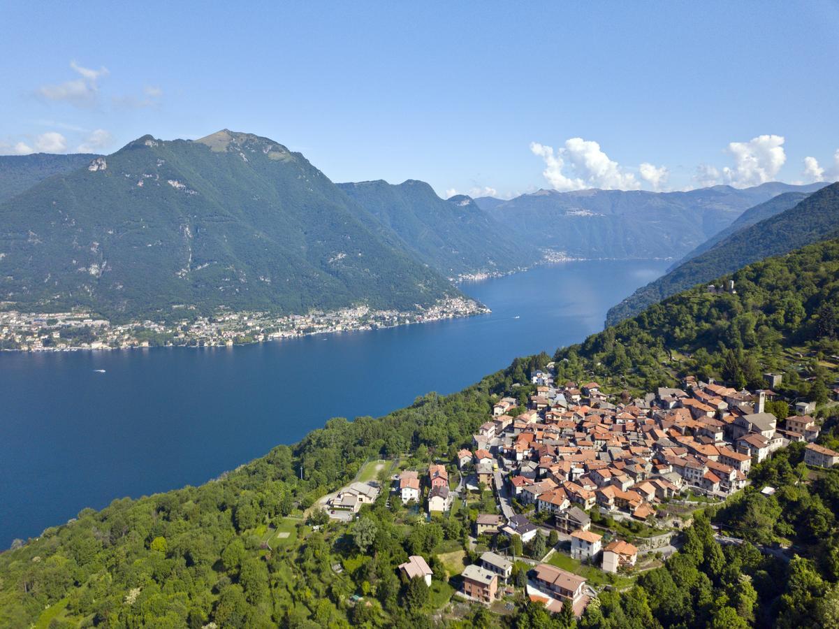 B&B Aquarelle Faggeto Lario Eksteriør bilde